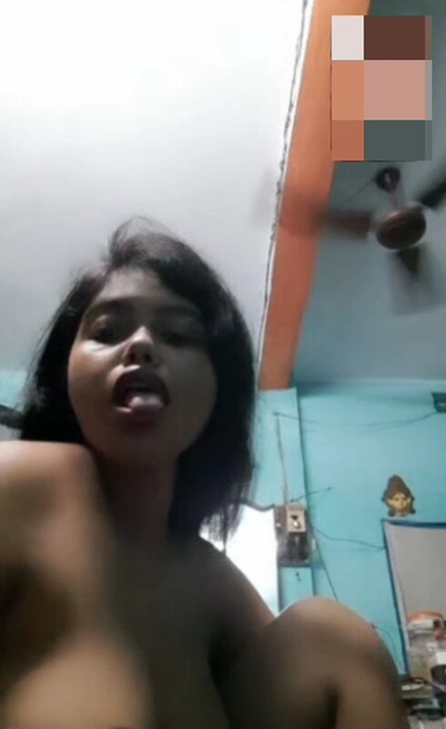Bangali Horny Naughty Sexy Influencer Full Nude Teasing & Big Ass Show 4 Minutes Video – picture 1