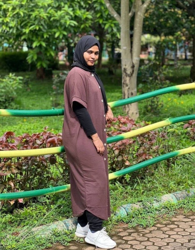 Beautiful Mallu Hijabi Girl – picture 4