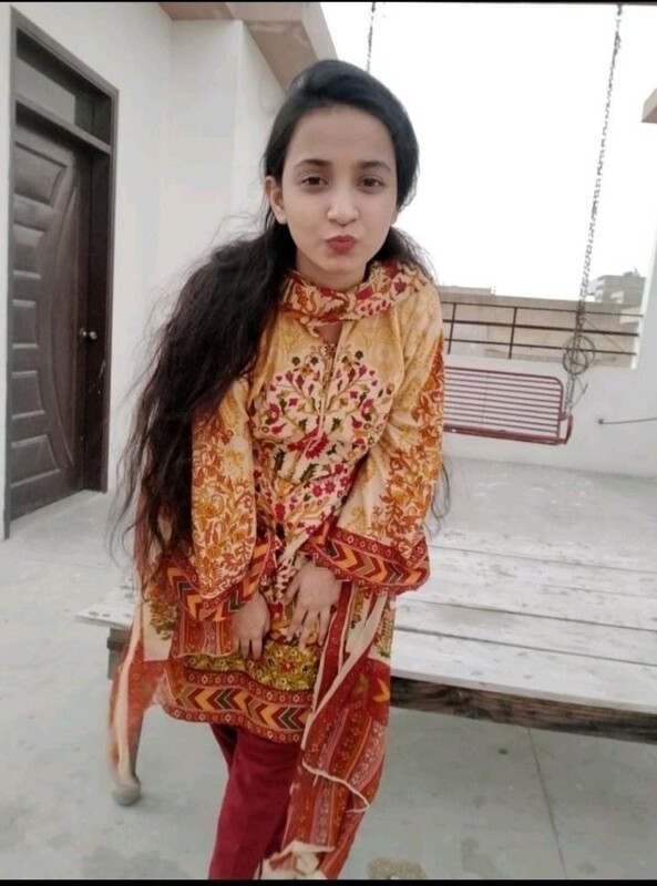 Beautiful Paki Gf Few