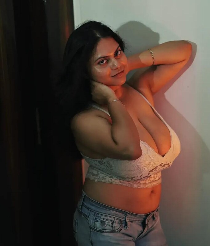 BEAUTIFUL SEXY HUGE MELONS BENGALI BABE NUDE PHOTOSHOOT (90 PICS)🔥🤤🥵😍 – picture 10