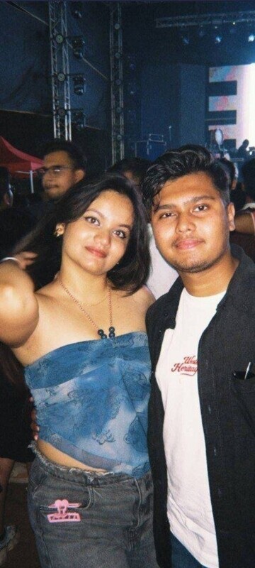 Beautiful Sexy Indian Baddie Shared Thresome Fucking – picture 1