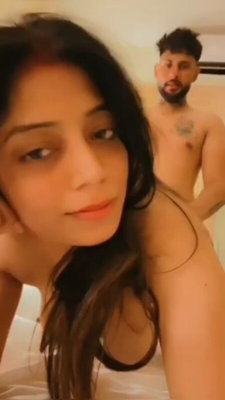 Cute Desi Couple Fucking Doggy Full Nude Kissing Pics & Videos Collection – picture 2