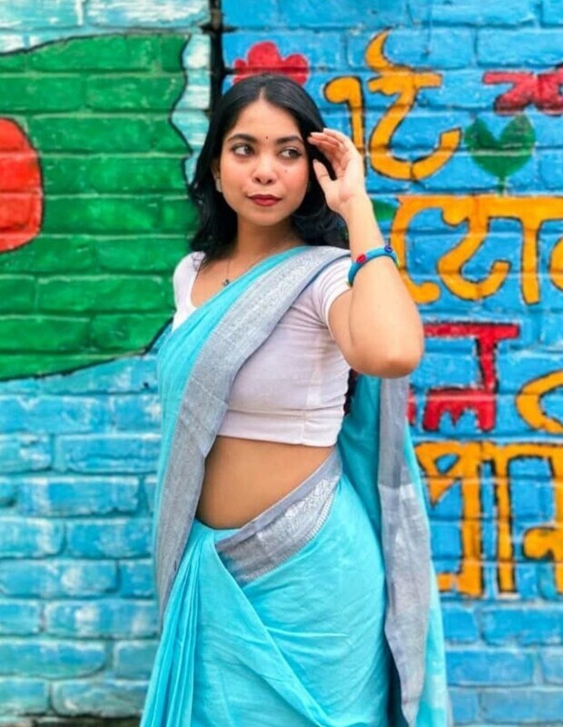 Desi Indian Busty Sexy Instagram Influencer Full Nude Big Boobs Lick, Fucking, Dress – picture 3