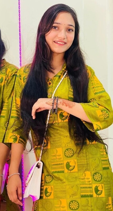 Desi Indian Cute Very Beautiful Sexy Instagram Influencer Homemade Full Nude Show Modeling & Mastrubate Pics & Videos – Pics & Videos