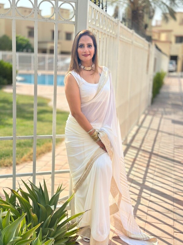 Desi Indian Horny Cuckold Actress Full Nude Show Sexy Saree Strip Public 155 Pics and 14 – picture 5