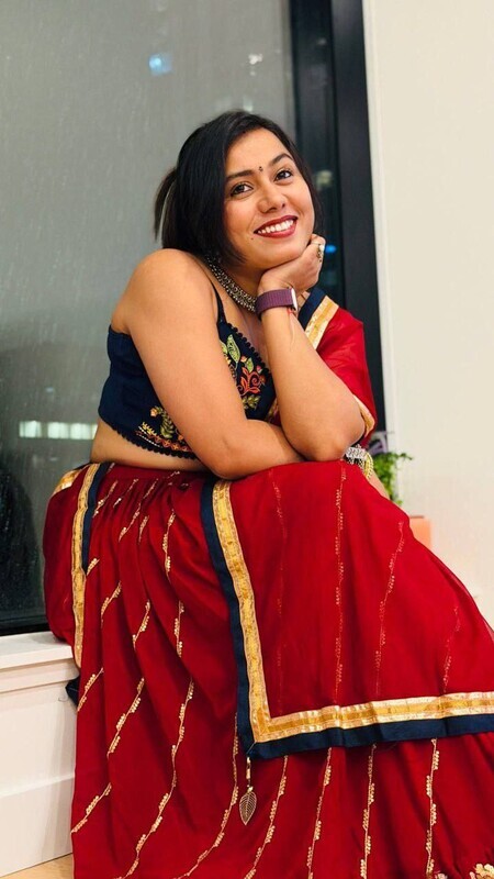 Desi Indian Rich Sexy Very Beautiful Horny Naughty Wife Aunty Big Ass Show & Fucking Full Nude Pics & Videos – Pics & Videos
