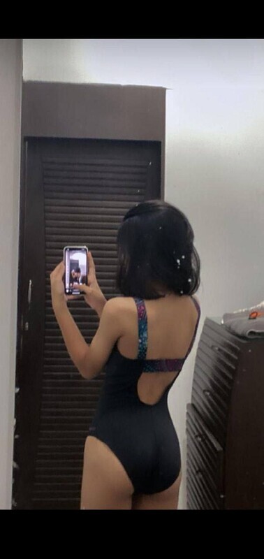 Desi Indian Slim Sexy Instagram Influencer Full Nude Show & Ass Spanking Pics + Videos – picture 1