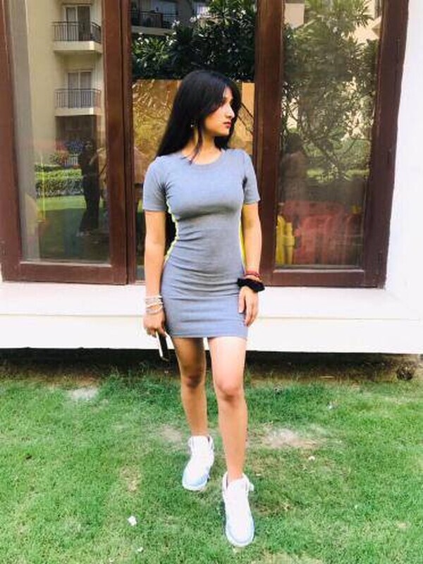 Desi Indian Tiktok Influencer Sexy Beautiful Couple Fun Nude Show Pics & Videos – picture 1