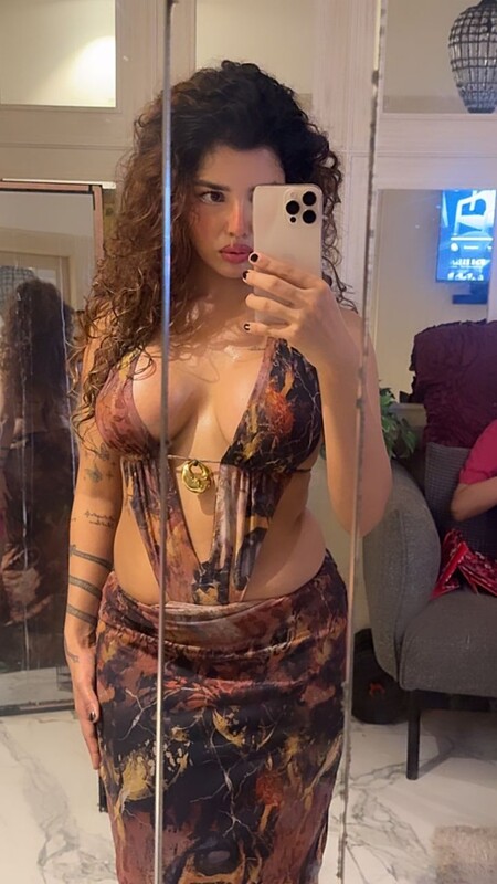 Ekta Baddie | theektabaddie | Baddie babe | Insta Exclusives updates – picture 1