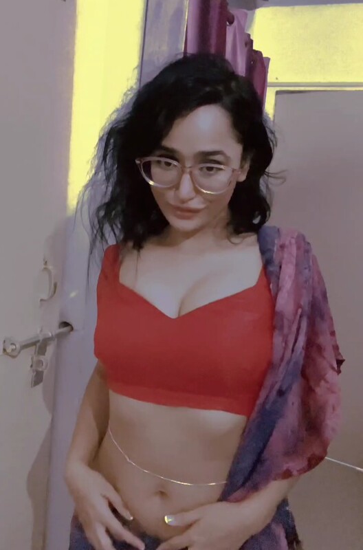 Sexy Kajal Pandey App Content Big Ass & Big Boobs Teasing VIp 250 Pics & 5 Vids – picture 13