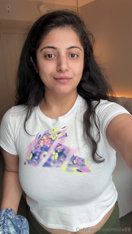 Most Wanted NRI Model Rashmiix @rmiiix69 3 More Videos 1 Solo & 2 GG Lesbian Loyalfans/Onlyfans Videos