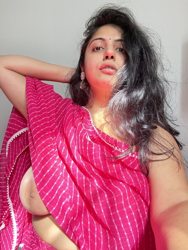 Most Wanted NRI Model Rashmiix @rmiiix69 Teasing in Pink Saree Loyalfans/Onlyfans All – picture 2