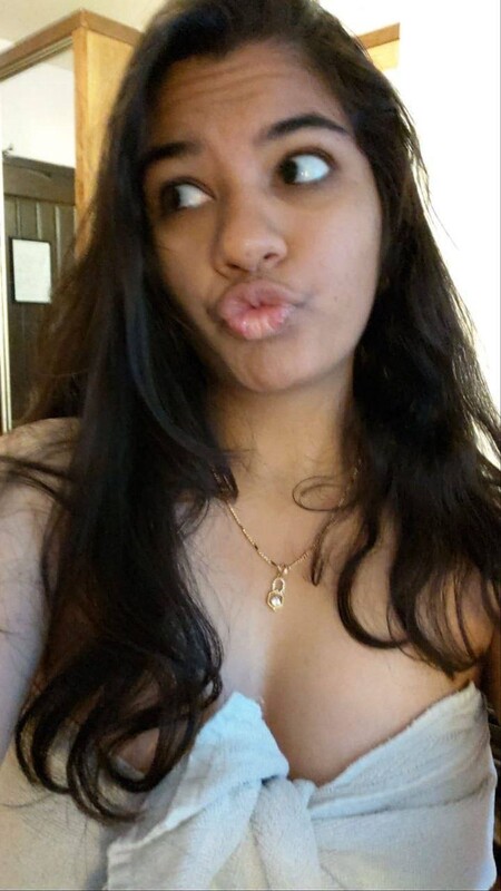 Sexy Mallu horny Gf full nude mastrubate pics and video – picture 2