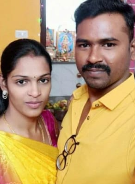Sexy Tamil Wife – picture 3