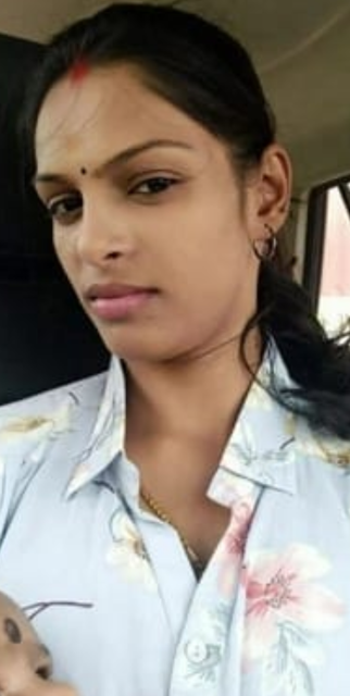 Sexy Tamil Wife – picture 5