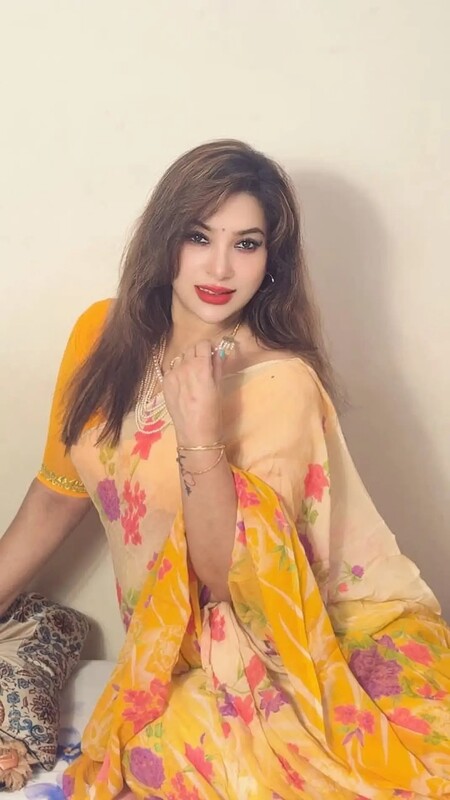 Sexy Very Beautiful Desi Doctor Bathing Big Boobs Show Nude Pics Collection – picture 2
