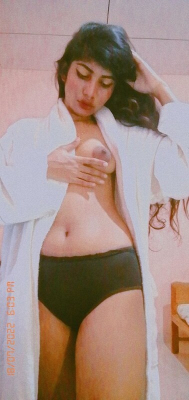 Sl Cute Beautiful Actress Sexy Full Nude Show Mirror Selfies 150 Pics & Videos Collection – picture 10