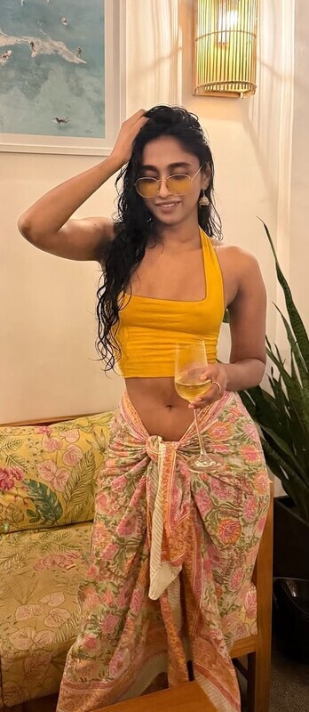 SL Sexy Instagram Influencer Horny Full Nude Doggy Fucking & Balls Lick Blowjobs Pics & 5 Videos Collection – Pics & Videos