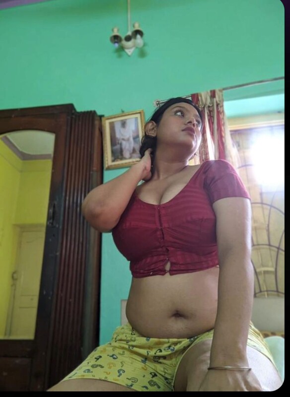 Tanker Indian Gf Big Boobs Show Mallu Sexy Pics – picture 7