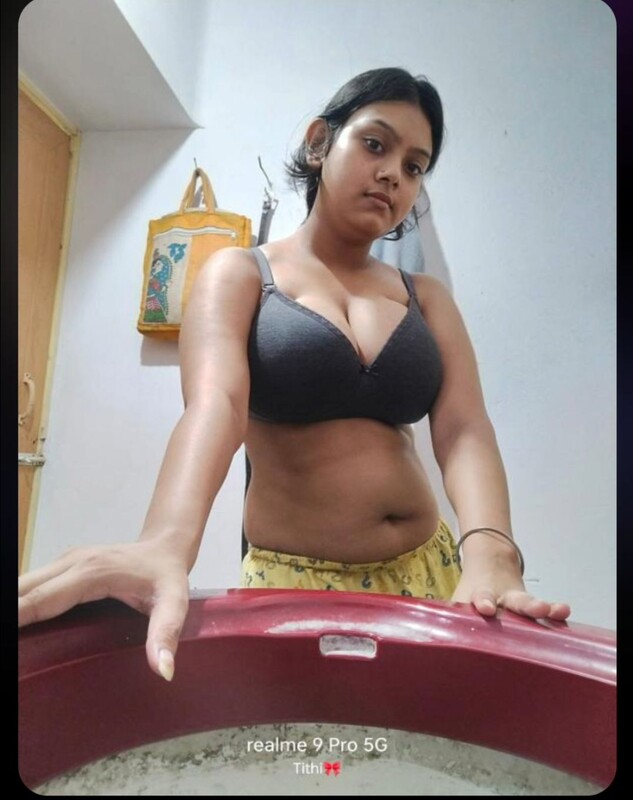 Tanker Indian Gf Big Boobs Show Mallu Sexy Pics – picture 8